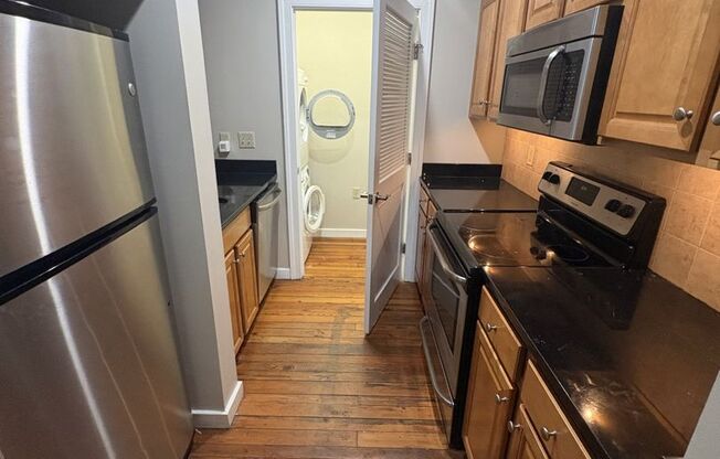 125 W. Saratoga St