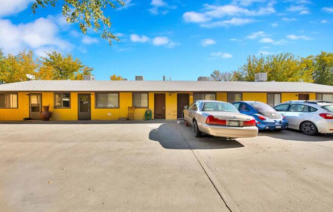 3290 1/2 Lombardy Lane