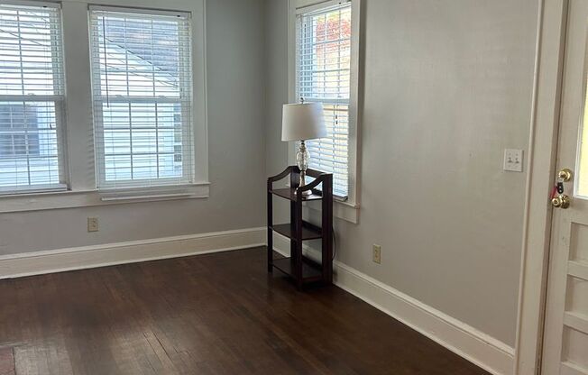 3 beds, 1 bath, $1,875