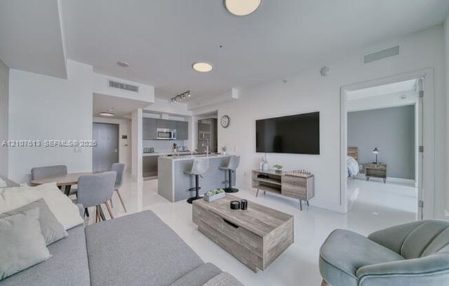 1 bed, 1.5 baths, $4,150, Unit # 3802
