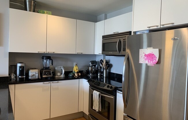 1 bed, 1 bath, 769 sqft, $3,750, Unit 802