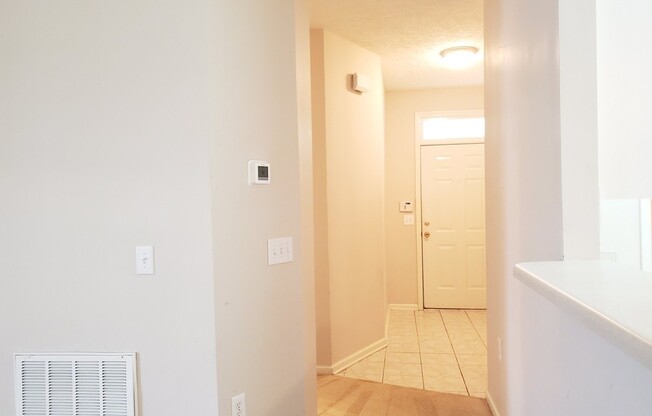 3 beds, 2 baths, $1,400