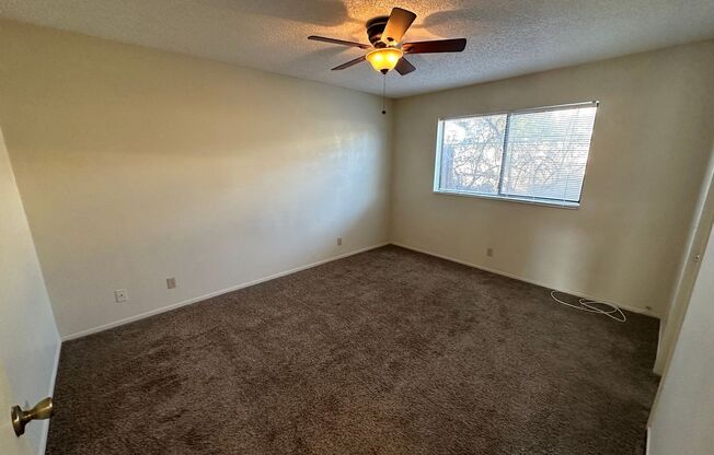 2 beds, 1.5 baths, $1,595, Unit 2