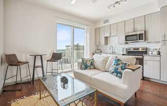 Open floorplans with natural light