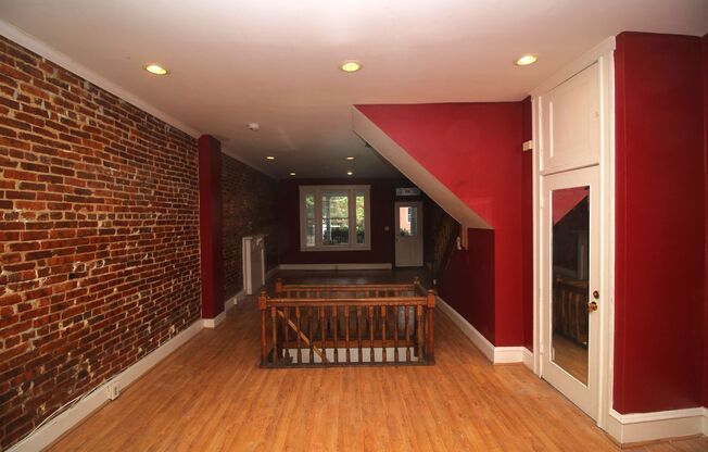 2025/2026 JHU off-campus 6bd/2.5 ba with CAC & W/D! Available 6/5/25