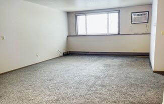 2 beds, 1 bath, 650 sqft, $819, Unit 104