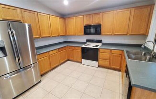 3 beds, 2 baths, $2,200