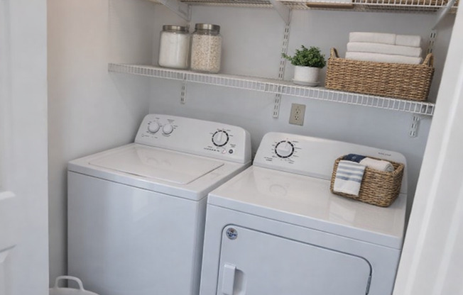 3 beds, 1.5 baths, 1,050 sqft, $1,249, Unit 3026