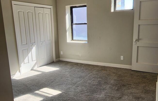 1 bed, 1 bath, 650 sqft, $750, Unit p9