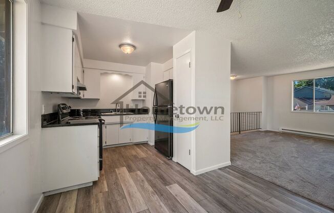 2 beds, 1 bath, 892 sqft, $1,450, Unit Unit 1