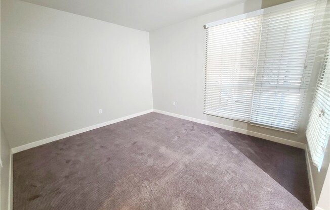 2 beds, 2 baths, 1,050 sqft, $3,100, Unit 402