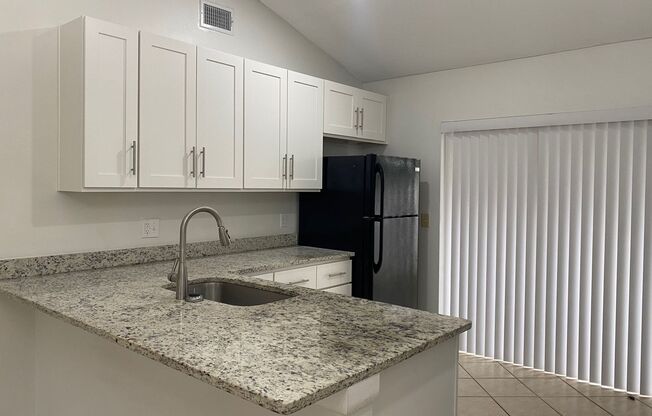 Winter Garden 2 Bedroom 2 Bath home