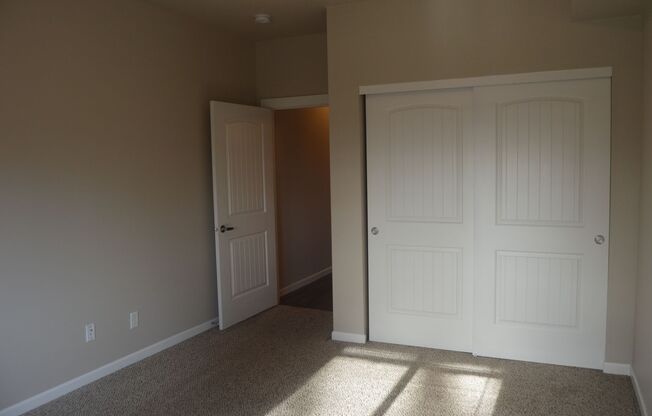 1 bed, 1 bath, 707 sqft, $1,300, Unit 1540 Unit #132