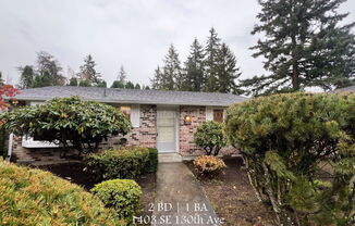 Welcoming 2BD/1BA Duplex w/ Mini-Split HVAC + Off-Street Parking