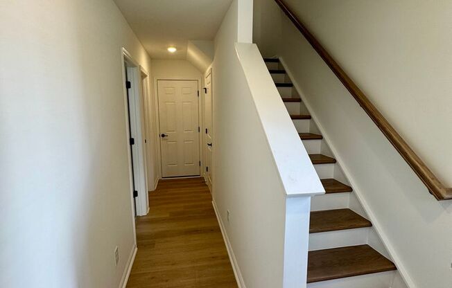 Beautiful, New Construction, 3-Story, 4BR/3.5BA Townhouse