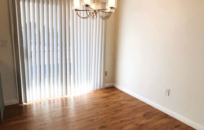 1 bed, 1 bath, 734 sqft, $2,100, Unit 19