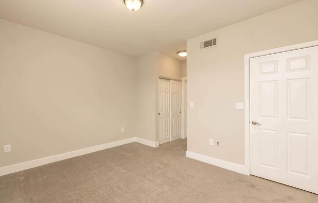 1 bed, 1 bath, 746 sqft, $1,190