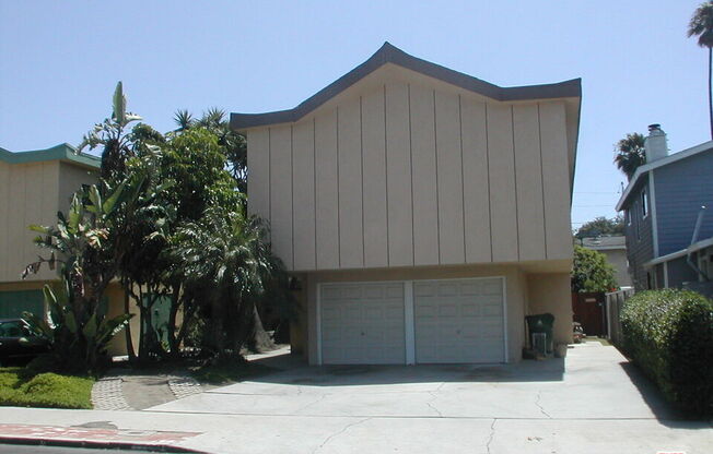 12492 Gilmore Ave Apt 4