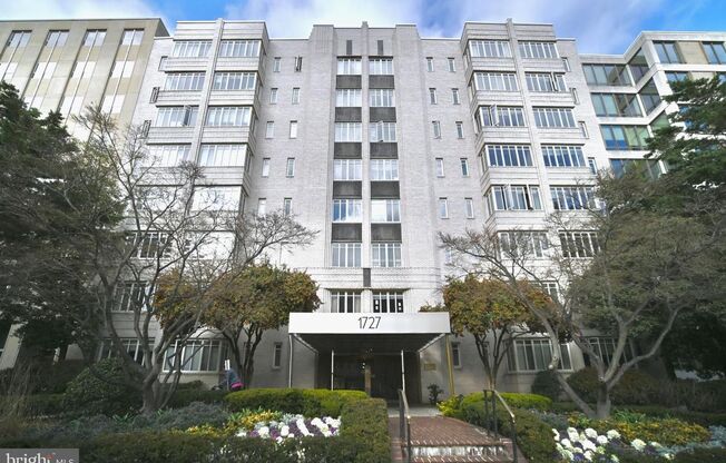 Available for immediate move-in.