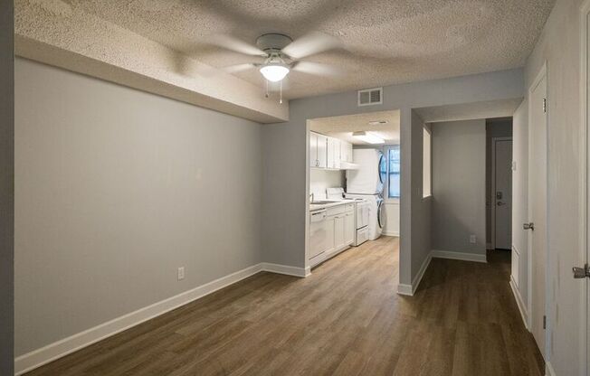 290 APPLEBY DR 