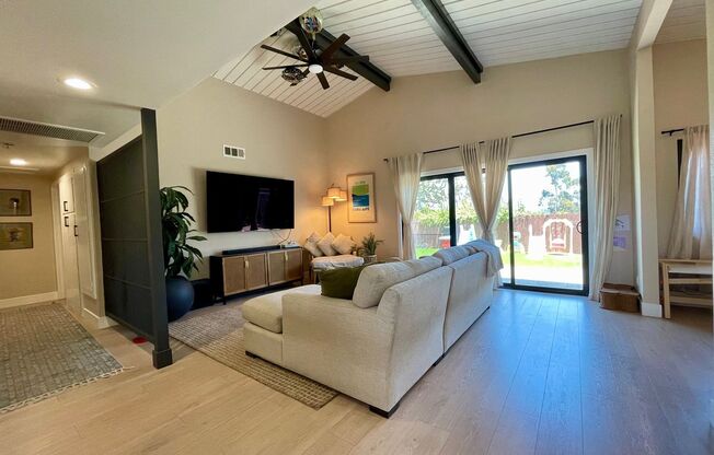 Gorgeous Mid century Modern home in San Carlos