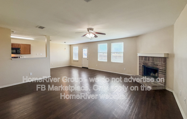 3013 MDW BLF DR