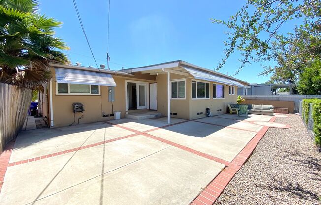 Great Patio Space w/ Canyon Views!!