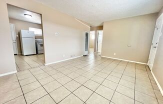 2 beds, 1 bath, 800 sqft, $875, Unit Unit 3