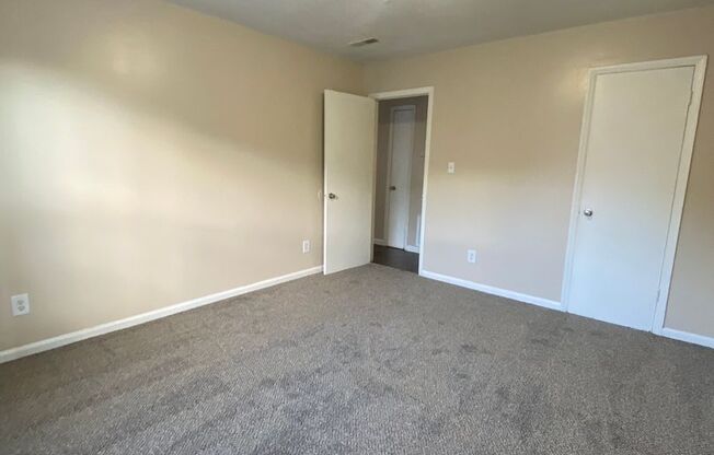 1 bed, 1 bath, 564 sqft, $1,050, Unit 4532-01