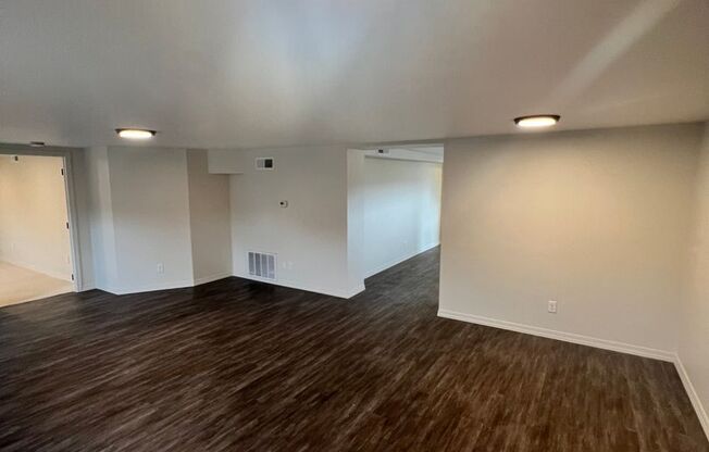 Newly remodeled Large 3 Bedroom Apartment in Lewiston