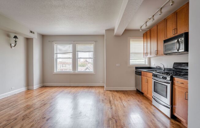 1 bed, 1 bath, $1,450