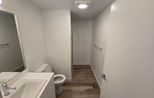 Studio, 1 bath, 361 sqft, $1,495, Unit 714