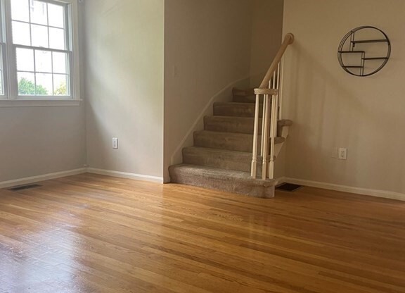 30 LOTHROP ST
