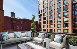 537 W 27 ST