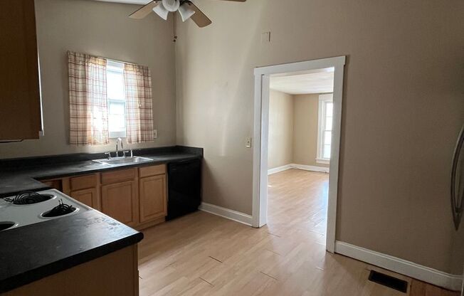 4604 Illinois Ave Unit B