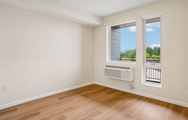 2 beds, 2 baths, 938 sqft, $2,325, Unit 215