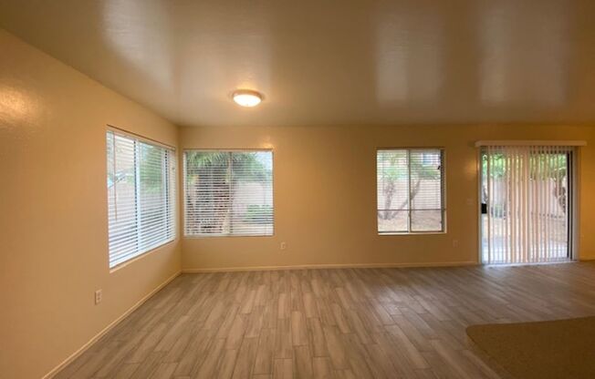 3 beds, 2.5 baths, $2,345