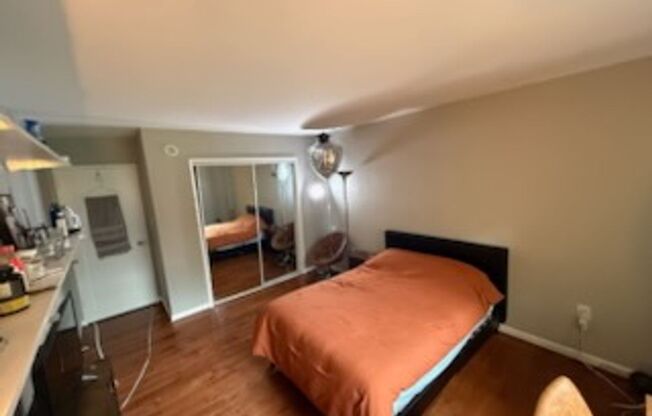 4114 Davis Place NW #219