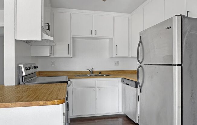 1 bed, 1 bath, $2,395, Unit UNIT 0