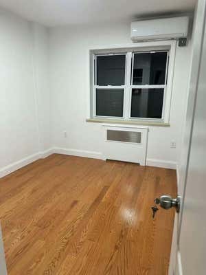 3 beds, 2 baths, 700 sqft, $2,650, Unit 2