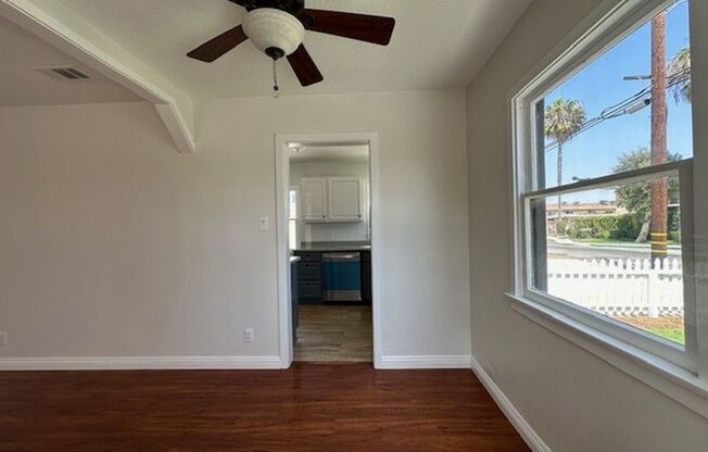 3 beds, 1 bath, 1,100 sqft, $3,395