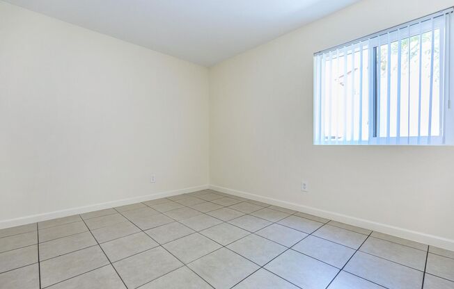 2 beds, 1 bath, 780 sqft, $1,230, Unit 1064