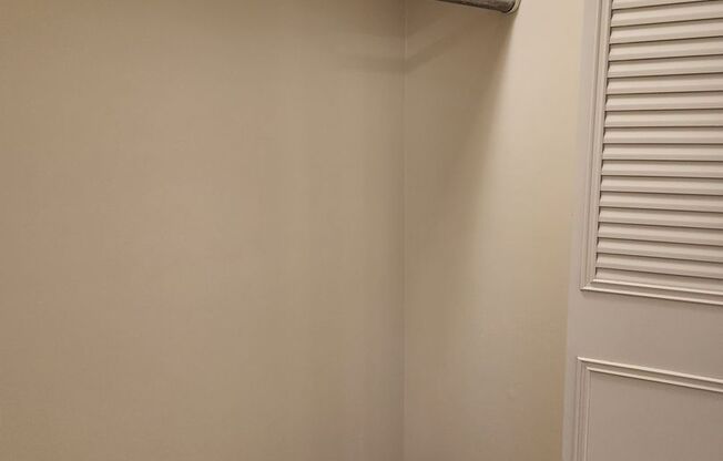 3 beds, 2 baths, 1,696 sqft, $2,055, Unit WI150G4