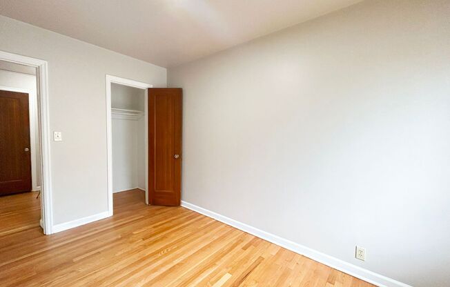 1 bed, 1 bath, 695 sqft, $1,525, Unit Windsor - 17