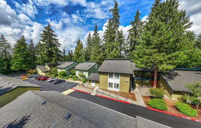 1 bed, 1 bath, 552 sqft, $1,685, Unit F06