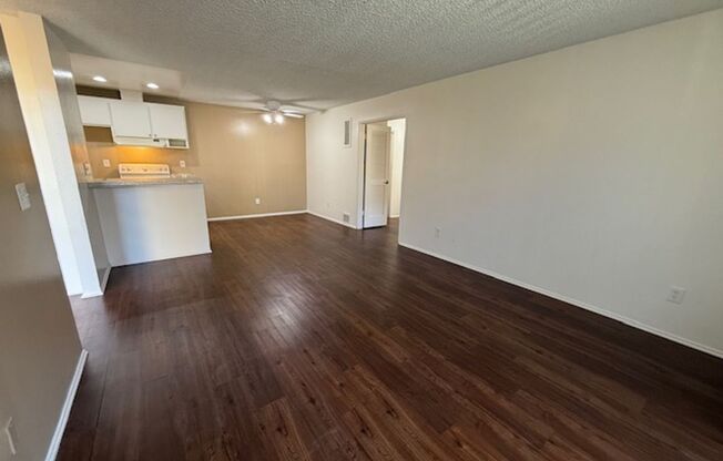 1 bed, 1 bath, 716 sqft, $2,100, Unit F006
