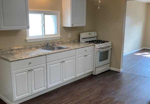 33 RESERVATION ST
