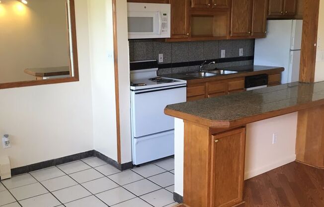1 bed, 1 bath, 550 sqft, $1,535, Unit 660-301