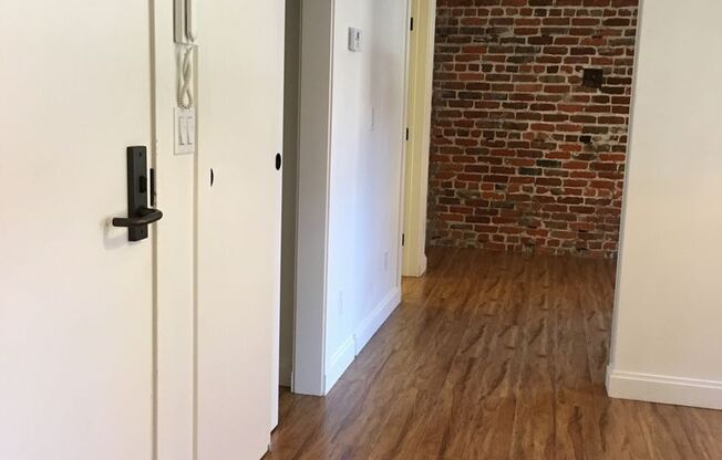 920 Montgomery