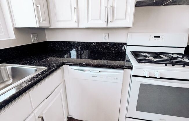 Prairie Ave. Apts.